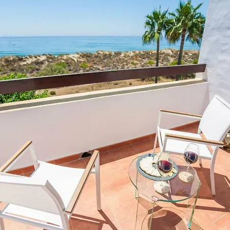 Sand Dunes Penthouse Apartment Marbella